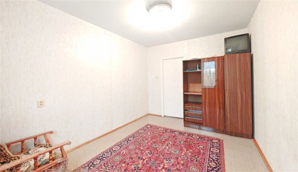 3-к квартира, 6/9 эт., 68м²