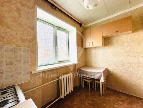 2-к квартира, 1/2 эт., 49м²