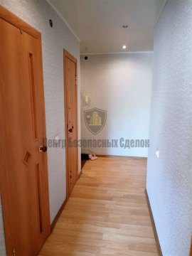 2-к квартира, 8/10 эт., 64м²