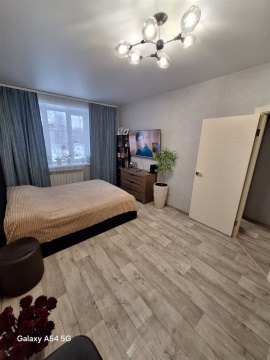 1-к квартира, 1/4 эт., 35м²