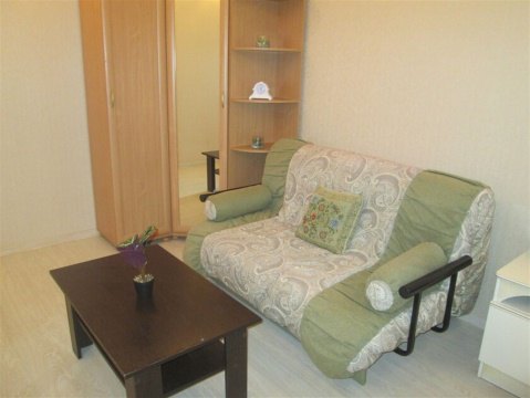 1-к квартира, 3/17 эт., 50м²