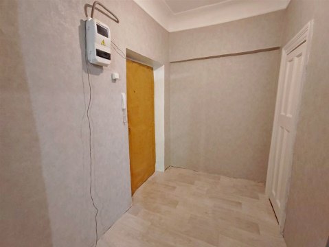 2-к квартира, 3/3 эт., 60м²