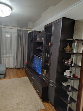 2-к квартира, 5/5 эт., 45м²