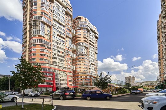 3-к квартира, 3/24 эт., 78м²