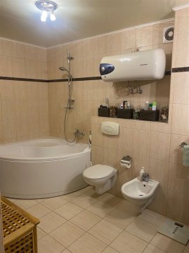 3-к квартира, 10/10 эт., 116м²