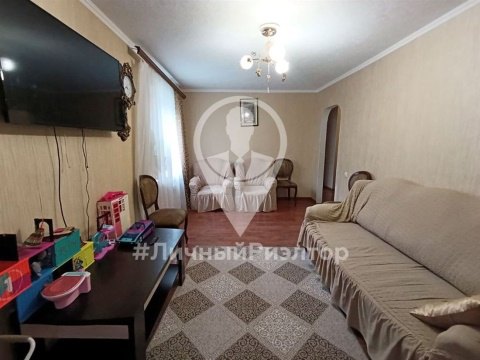 3-к квартира, 4/5 эт., 61м²