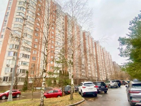 4-к квартира, 17/17 эт., 110м²