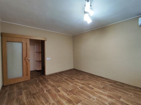 3-к квартира, 2/9 эт., 70м²