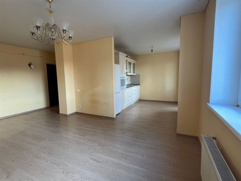 2-к квартира, 4/19 эт., 56м²