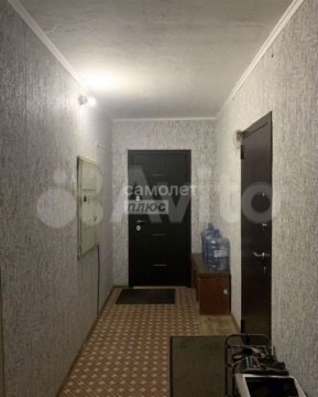 2-к квартира, 10/10 эт., 52м²