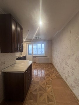 4-к квартира, 5/9 эт., 108м²