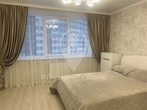 1-к квартира, 12/32 эт., 43м²