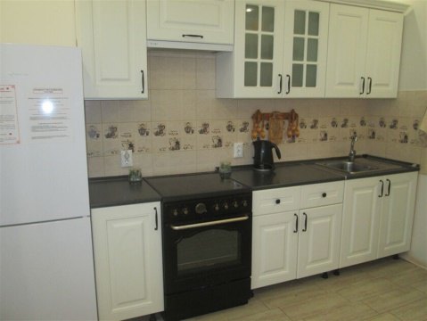 1-к квартира, 3/17 эт., 50м²