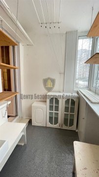 2-к квартира, 1/5 эт., 54м²