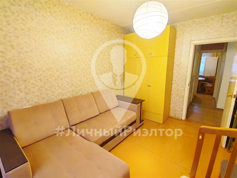 3-к квартира, 5/5 эт., 60м²