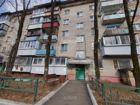 2-к квартира, 5/5 эт., 44м²