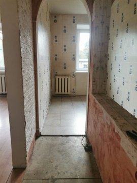 2-к квартира, 5/5 эт., 42м²