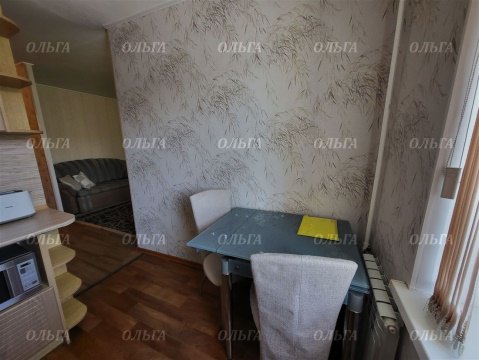 3-к квартира, 4/5 эт., 55м²