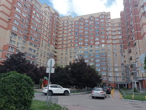 1-к квартира, 8/17 эт., 45м²