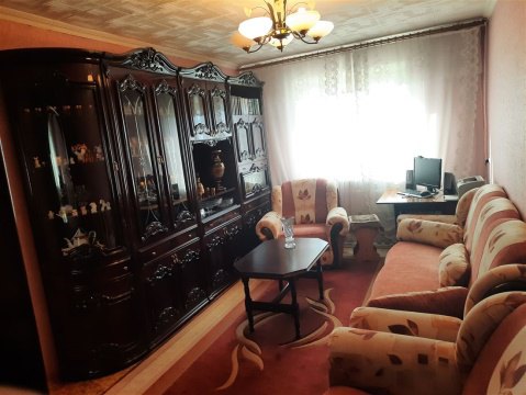 2-к квартира, 4/5 эт., 50м²