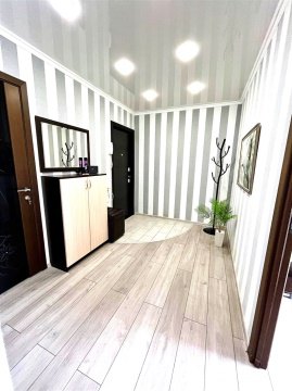 2-к квартира, 4/16 эт., 60м²