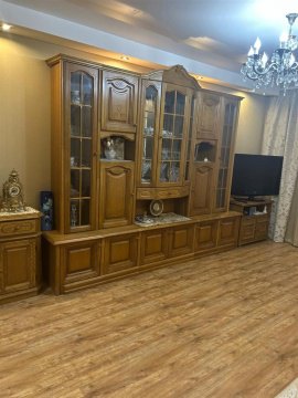 2-к квартира, 8/9 эт., 70м²