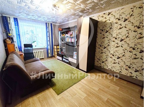 2-к квартира, 8/9 эт., 45м²