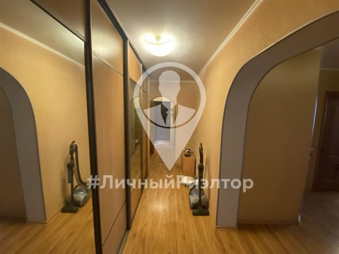 4-к квартира, 3/9 эт., 100м²