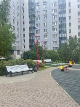 2-к квартира, 10/16 эт., 50м²