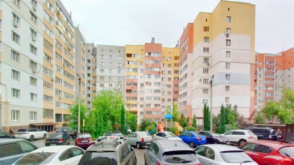 1-к квартира, 8/10 эт., 40м²