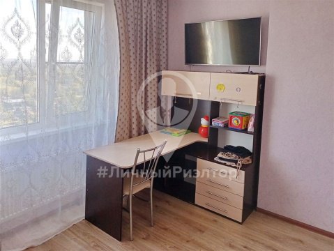 2-к квартира, 17/19 эт., 50м²