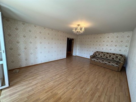 1-к квартира, 4/4 эт., 59м²