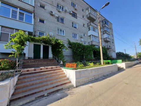 2-к квартира, 5/5 эт., 57м²