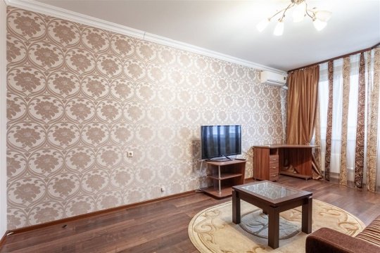 1-к квартира, 18/23 эт., 42м²