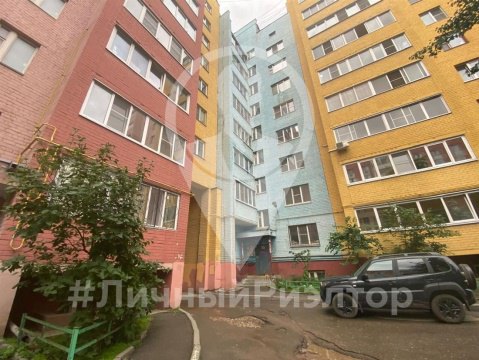 1-к квартира, 4/10 эт., 40м²