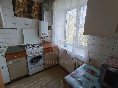 3-к квартира, 5/5 эт., 62м²