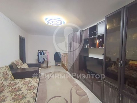 2-к квартира, 2/10 эт., 71м²