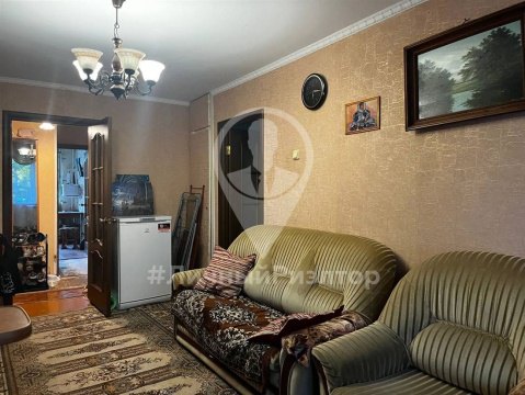 3-к квартира, 1/5 эт., 61м²