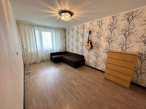 2-к квартира, 17/17 эт., 59м²