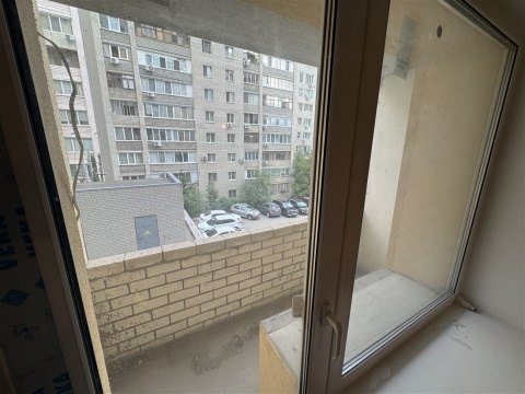 3-к квартира, 2/10 эт., 77м²