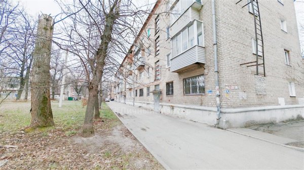 3-к квартира, 4/4 эт., 42м²