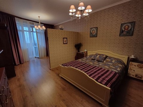 1-к квартира, 7/25 эт., 61м²