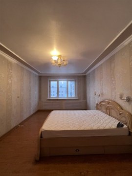 4-к квартира, 5/9 эт., 108м²