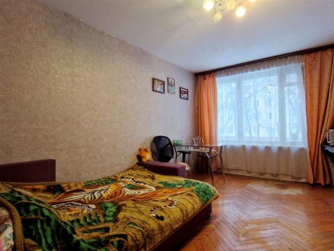 3-к квартира, 1/5 эт., 58м²