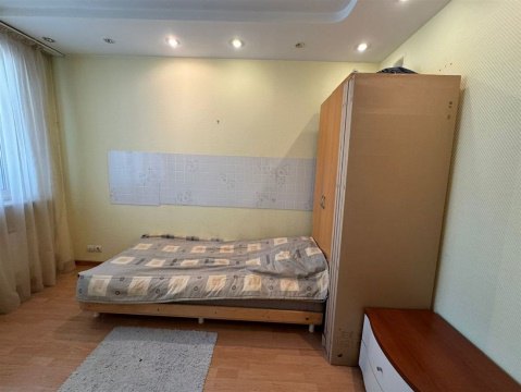 3-к квартира, 9/10 эт., 75м²