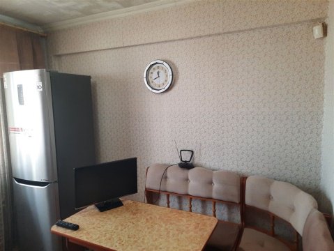 2-к квартира, 4/5 эт., 50м²