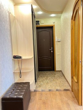 4-к квартира, 3/10 эт., 80м²