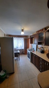 2-к квартира, 4/5 эт., 60м²