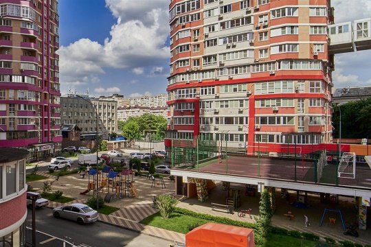 3-к квартира, 3/24 эт., 78м²