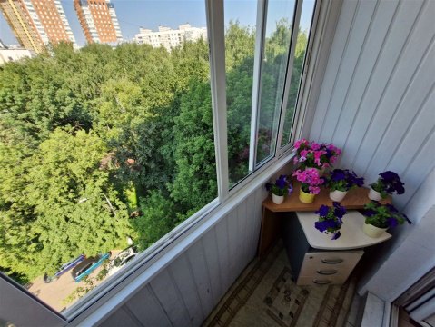 2-к квартира, 8/12 эт., 40м²